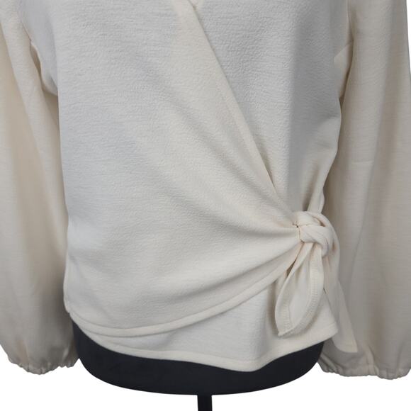 Madewell Texture & Thread Women's Crepe Wrap Crop Top Sz Large Long Sleeve Cream - Picture 3 of 14